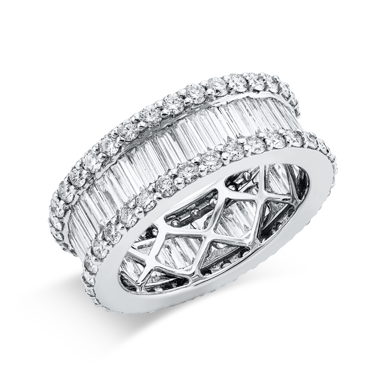 Ring    aus 750/-18 Karat Weißgold mit 106 Diamanten 4