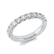 Ring    aus 750/-18 Karat Weißgold mit 11 Diamanten 1