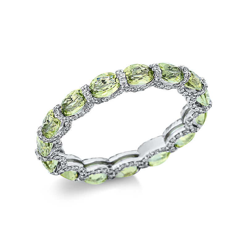 Ring mit Peridot  aus 750/-18 Karat Weißgold mit 195 Diamanten 0