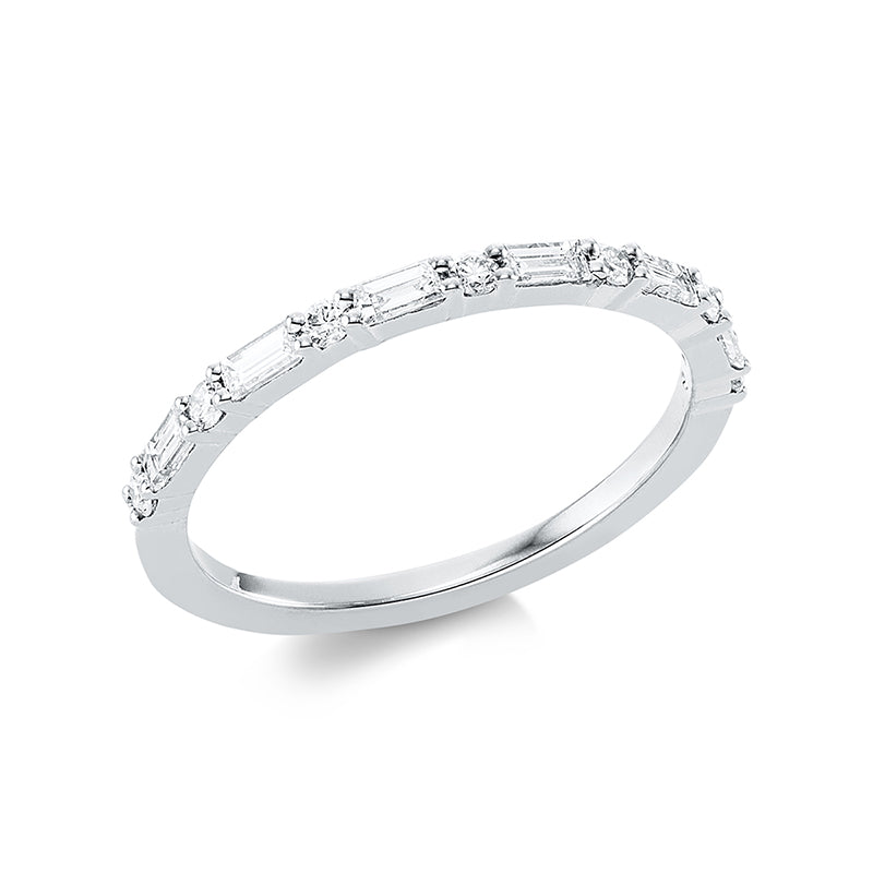 Ring    aus 750/-18 Karat Weißgold mit 13 Diamanten 0