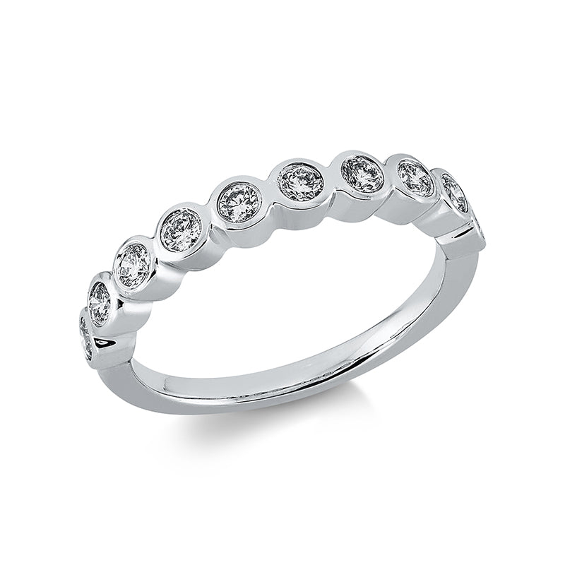 Ring    aus 750/-18 Karat Weißgold mit 10 Diamanten 0