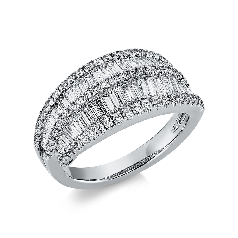 Ring    aus 750/-18 Karat Weißgold mit 131 Diamanten 1