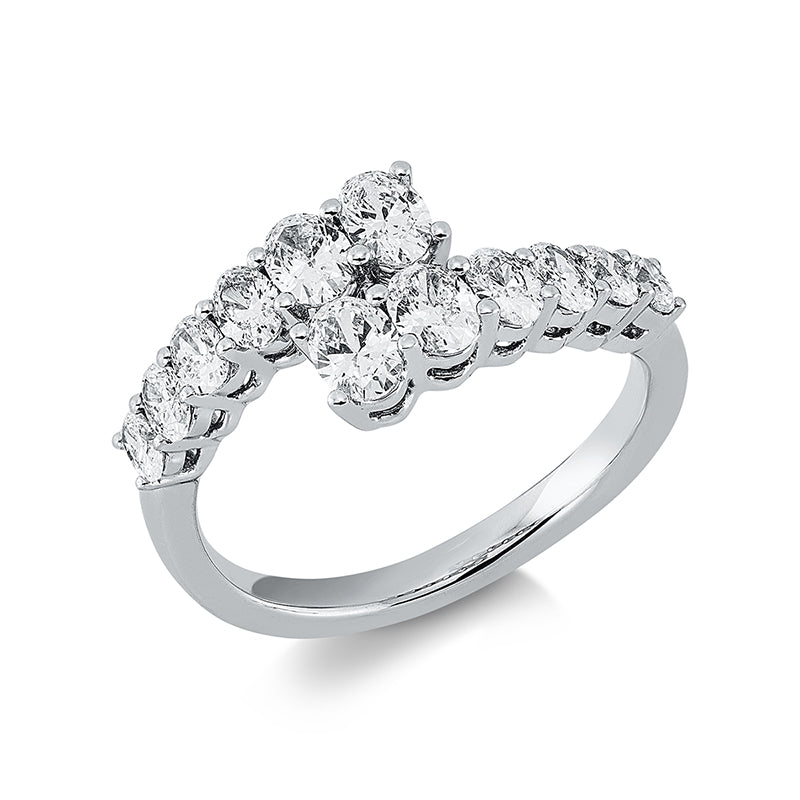 Ring    aus 750/-18 Karat Weißgold mit 12 Diamanten 1