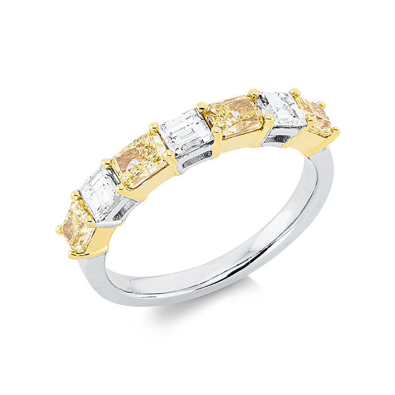 Ring    aus 750/-18 Karat Weißgold / Gelbgold mit 7 Diamanten 1