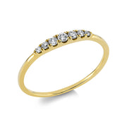 Ring    aus 750/-18 Karat Gelbgold mit 7 Diamanten 0