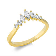 Ring    aus 750/-18 Karat Gelbgold mit 7 Diamanten 0