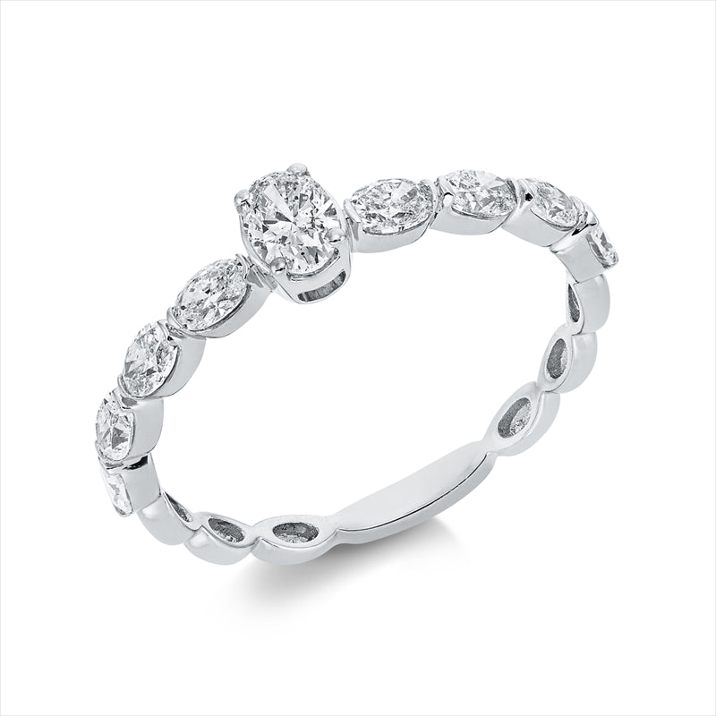 Ring    aus 750/-18 Karat Weißgold mit 9 Diamanten 0