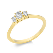 Ring    aus 750/-18 Karat Gelbgold mit 3 Diamanten 0