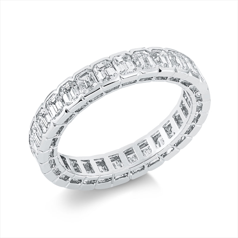 Ring    aus 750/-18 Karat Weißgold mit 28 Diamanten 2