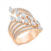 Ring    aus 750/-18 Karat Rotgold mit 106 Diamanten 2