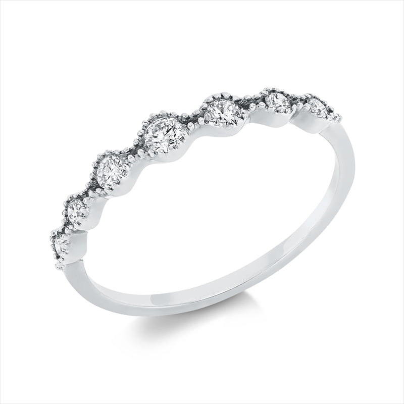 Ring    aus 750/-18 Karat Weißgold mit 7 Diamanten 0