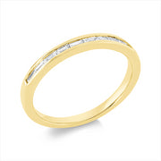 Ring    aus 750/-18 Karat Gelbgold mit 10 Diamanten 0