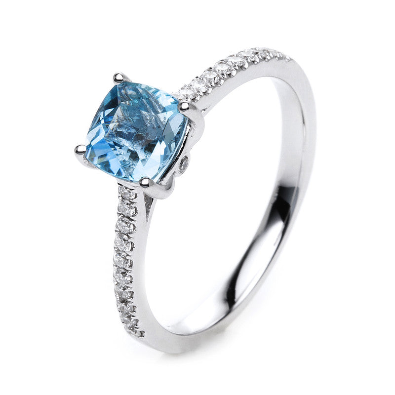 Ring mit Aquamarin  aus 750/-18 Karat Weißgold mit 22 Diamanten 0