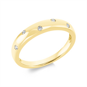 Ring    aus 750/-18 Karat Gelbgold mit 5 Diamanten 0