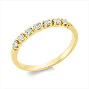 Ring    aus 750/-18 Karat Gelbgold mit 7 Diamanten 0