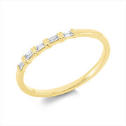 Ring    aus 750/-18 Karat Gelbgold mit 5 Diamanten 0