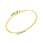 Ring    aus 750/-18 Karat Gelbgold mit 3 Diamanten 0