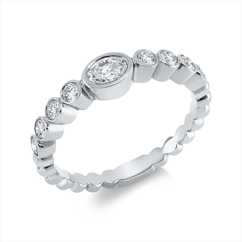 Ring    aus 750/-18 Karat Weißgold mit 9 Diamanten 0