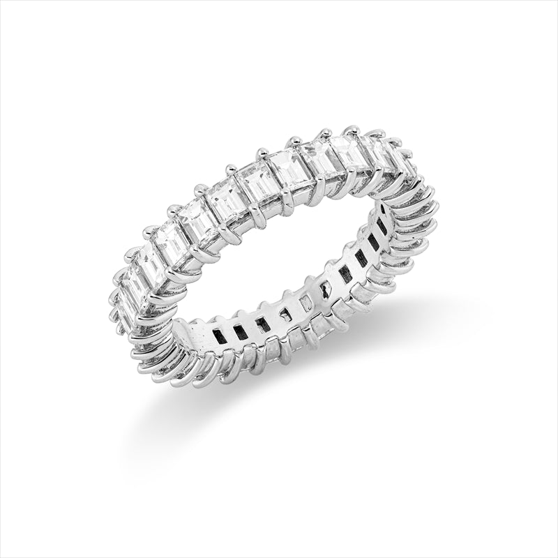 Ring    aus 750/-18 Karat Weißgold mit 30 Diamanten 2