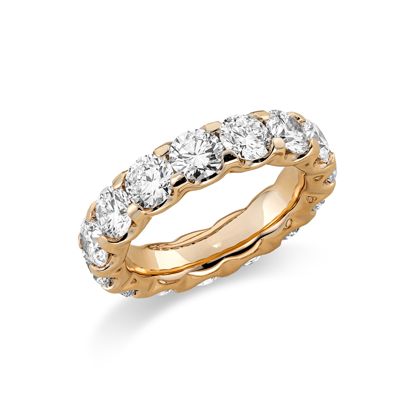 Ring    aus 750/-18 Karat Gelbgold mit 15 Diamanten 6 ct