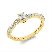 Ring    aus 750/-18 Karat Gelbgold mit 9 Diamanten 0