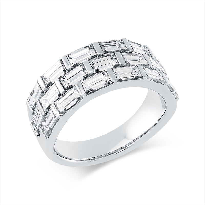 Ring    aus 750/-18 Karat Weißgold mit 19 Diamanten 3