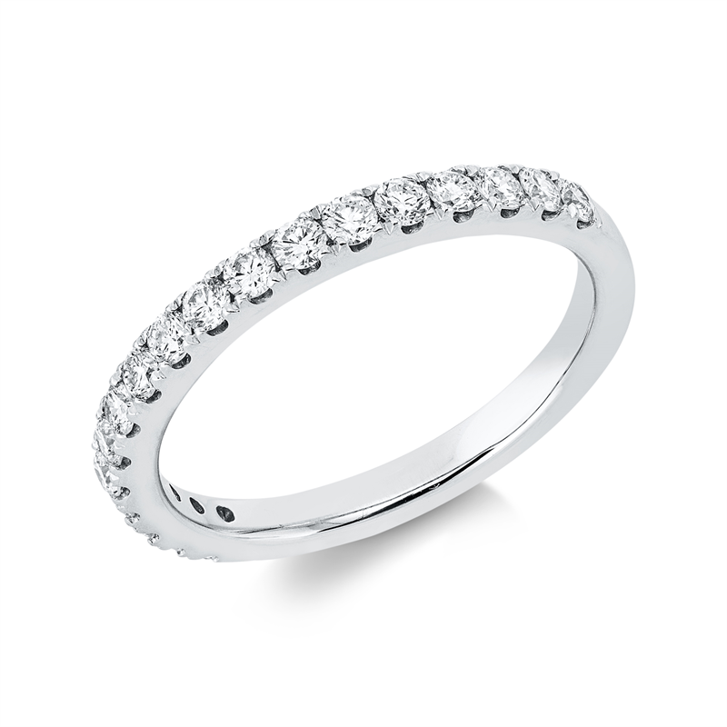 Ring    aus 750/-18 Karat Weißgold mit 18 Diamanten 0