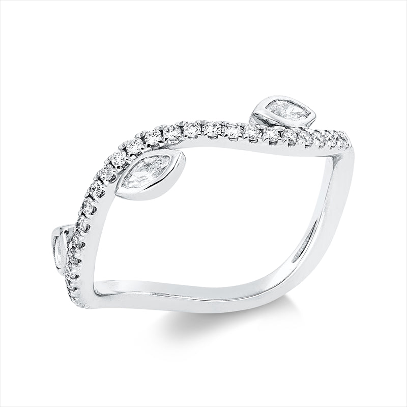 Ring    aus 750/-18 Karat Weißgold mit 30 Diamanten 0