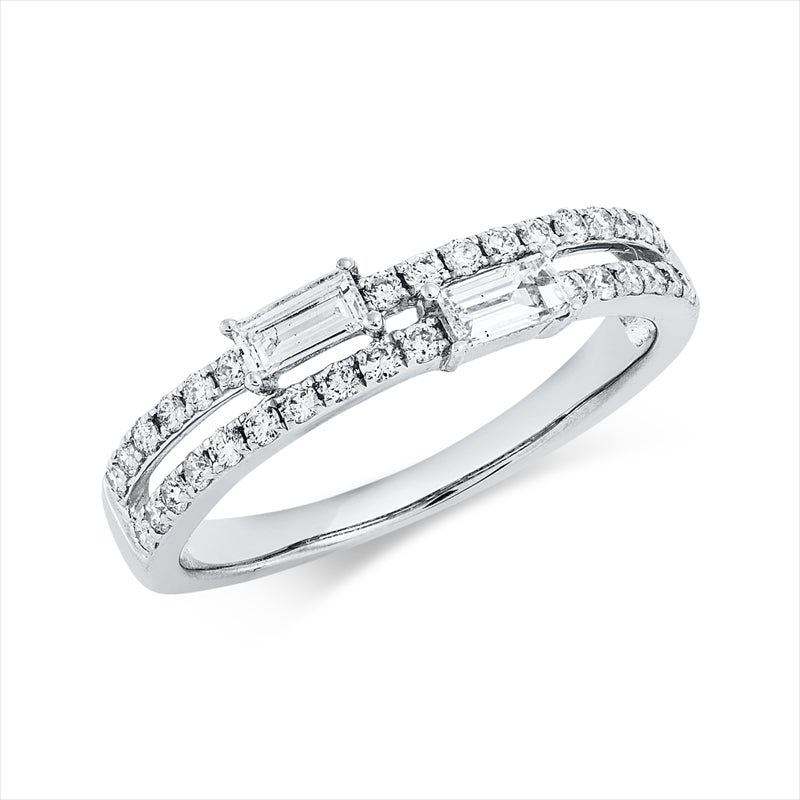 Ring    aus 750/-18 Karat Weißgold mit 34 Diamanten 0