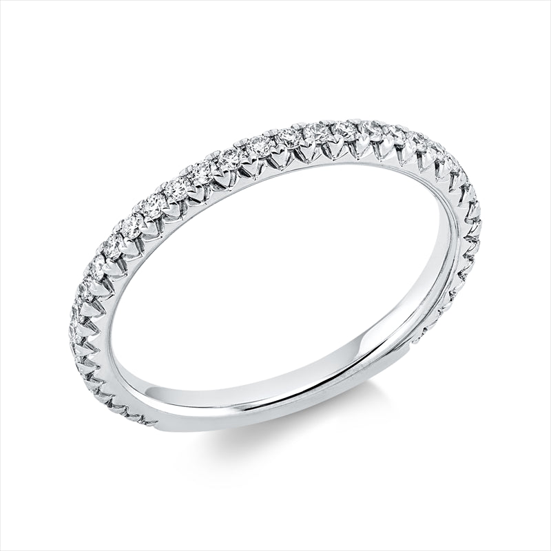 Ring    aus 750/-18 Karat Weißgold mit 34 Diamanten 0