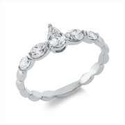 Ring    aus 750/-18 Karat Weißgold mit 5 Diamanten 0