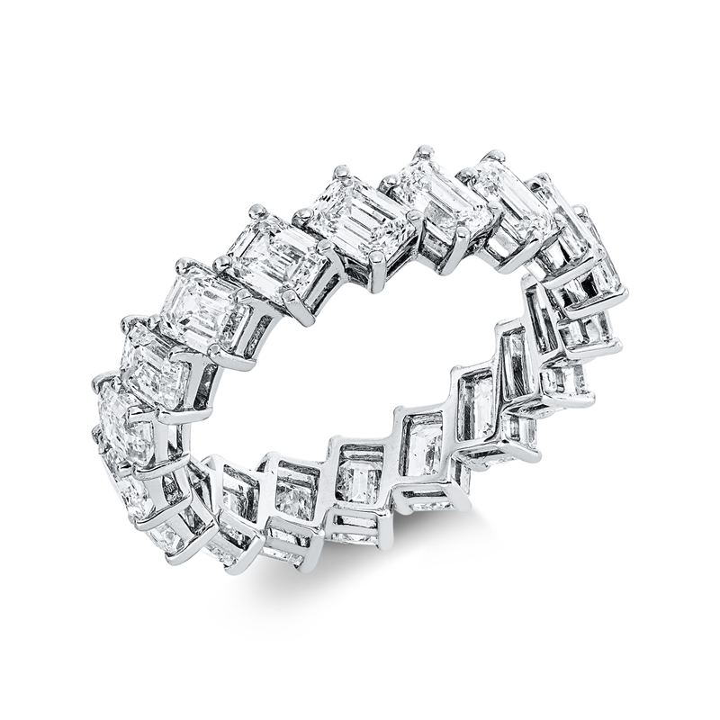 Ring    aus 750/-18 Karat Weißgold mit 18 Diamanten 4