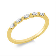 Ring    aus 750/-18 Karat Gelbgold mit 5 Diamanten 0