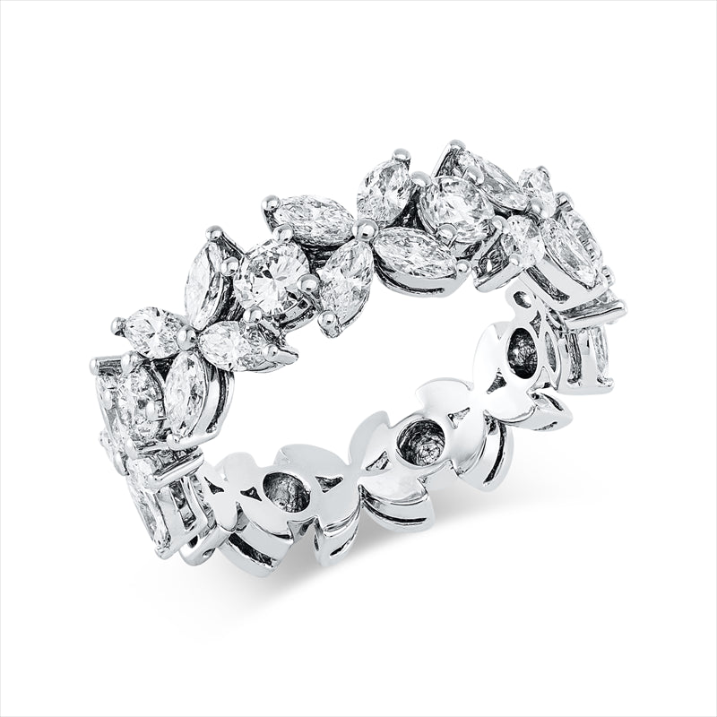 Ring    aus 750/-18 Karat Weißgold mit 24 Diamanten 2