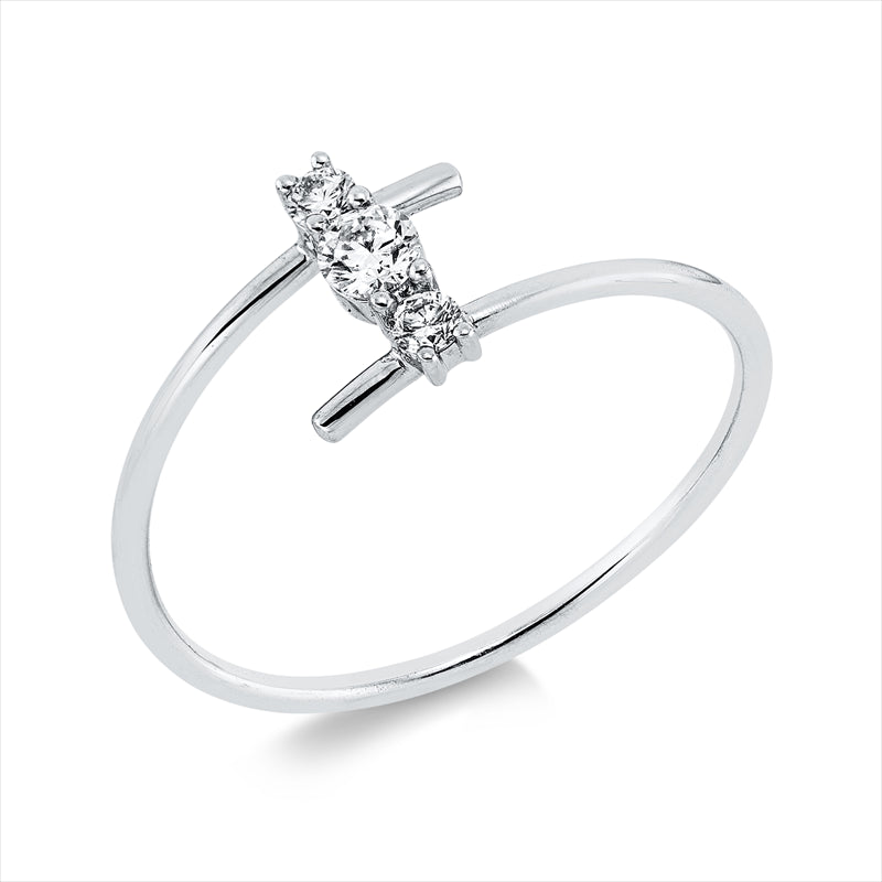 Ring    aus 750/-18 Karat Weißgold mit 3 Diamanten 0