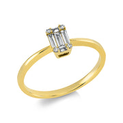 Ring aus Gold mit Diamanten - 1I120