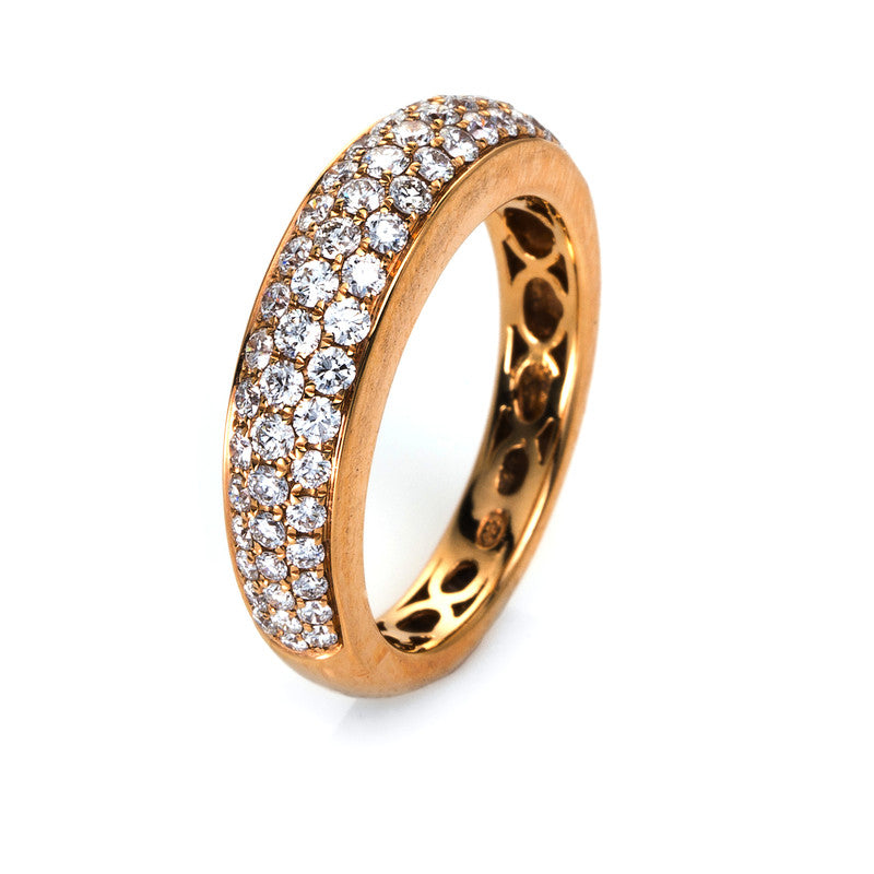Ring    aus 750/-18 Karat Rotgold mit 61 Diamanten 0