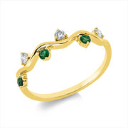 Ring mit Smaragd  aus 750/-18 Karat Gelbgold mit 3 Diamanten 0