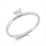 Ring    aus 750/-18 Karat Weißgold mit 1 Diamant 0