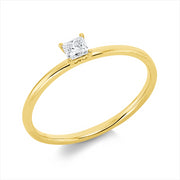 Ring    aus 750/-18 Karat Gelbgold mit 1 Diamant 0