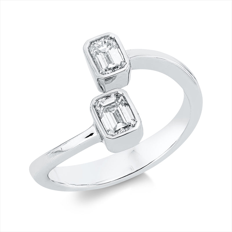 Ring    aus 750/-18 Karat Weißgold mit 2 Diamanten 0