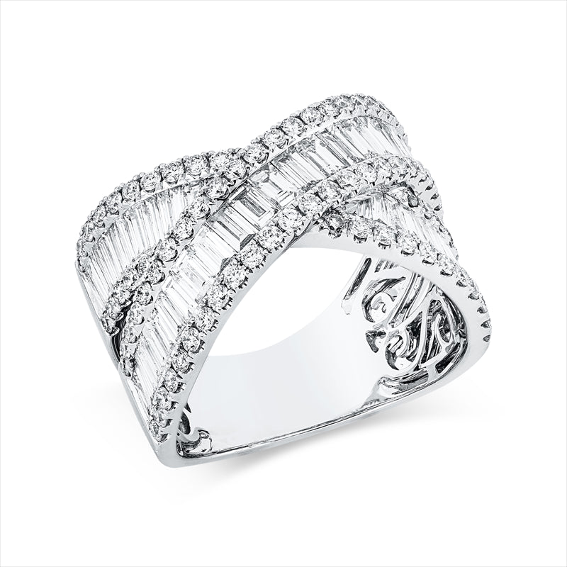 Ring    aus 750/-18 Karat Weißgold mit 139 Diamanten 2