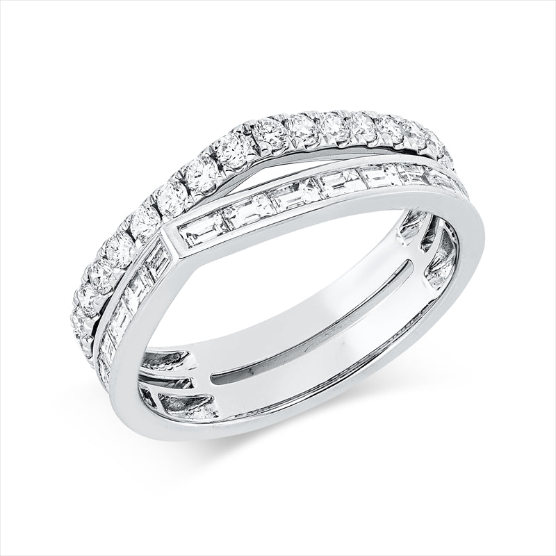 Ring    aus 750/-18 Karat Weißgold mit 36 Diamanten 1 ct