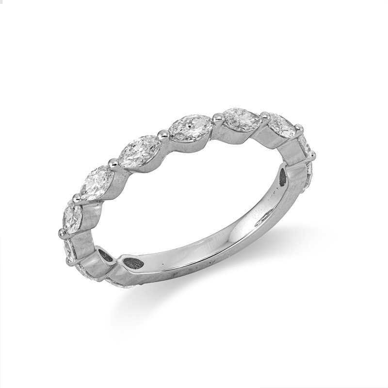 Ring    aus 750/-18 Karat Weißgold mit 11 Diamanten 0