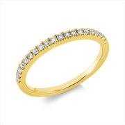Ring    aus 750/-18 Karat Gelbgold mit 19 Diamanten 0