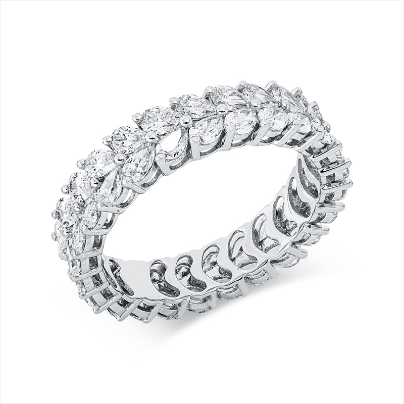 Ring    aus 750/-18 Karat Weißgold mit 50 Diamanten 2