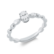 Ring    aus 750/-18 Karat Weißgold mit 3 Diamanten 0