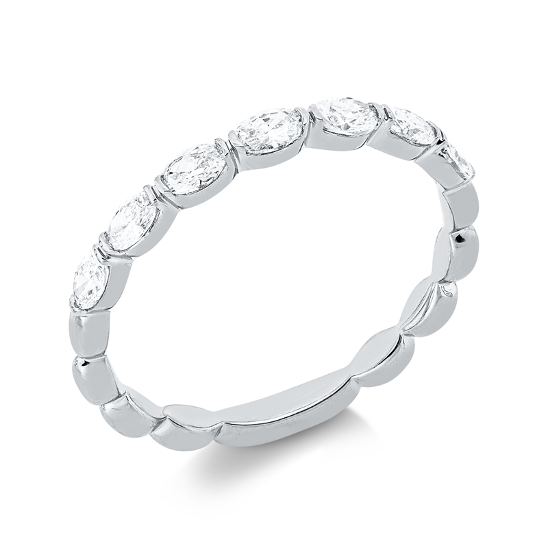 Ring    aus 750/-18 Karat Weißgold mit 7 Diamanten 0