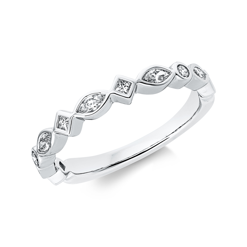 Ring    aus 750/-18 Karat Weißgold mit 11 Diamanten 0