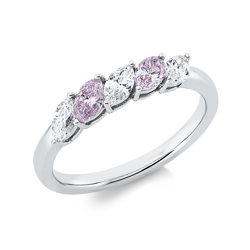 Ring    aus 750/-18 Karat Weißgold mit 5 Diamanten 0